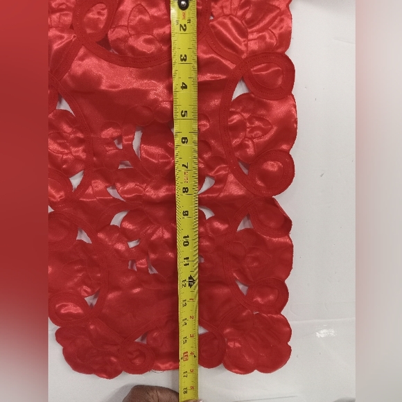 10 Vintage Satin Embroidered Cut-out Placemats, Table Mats 17x11" - Picture 2 of 7